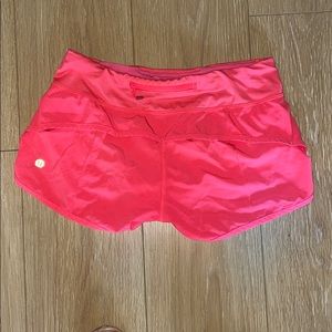 Lululemon Speed Up Short
2.5" Hot Pink